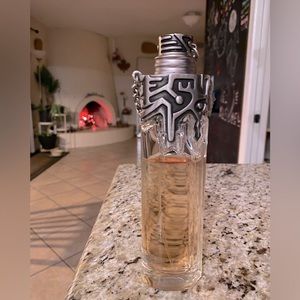 WOMANITY By Thierry Mugler